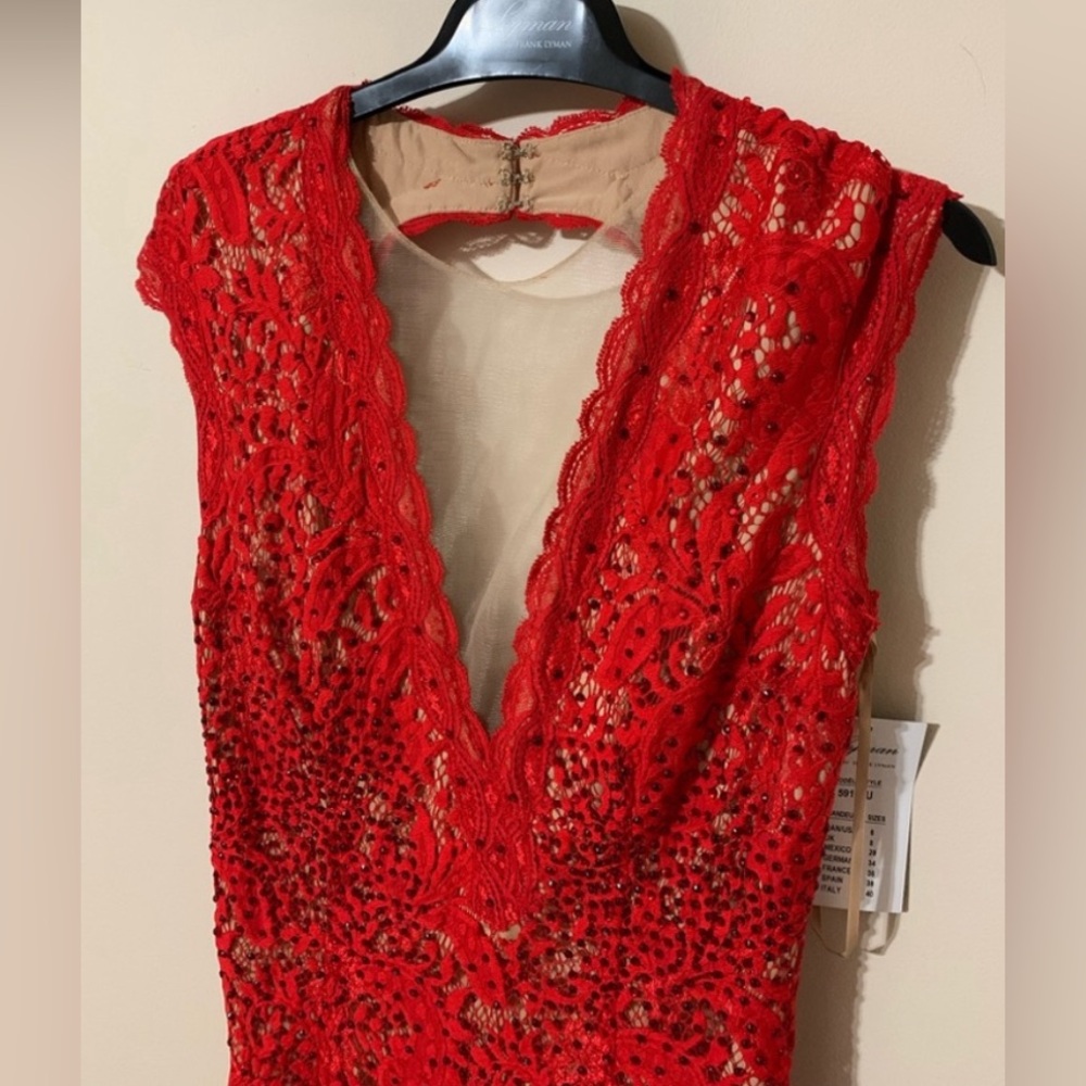 NEW Frank Lyman Design Red Lace Cocktail Dress size 6 - Picture 5 of 8